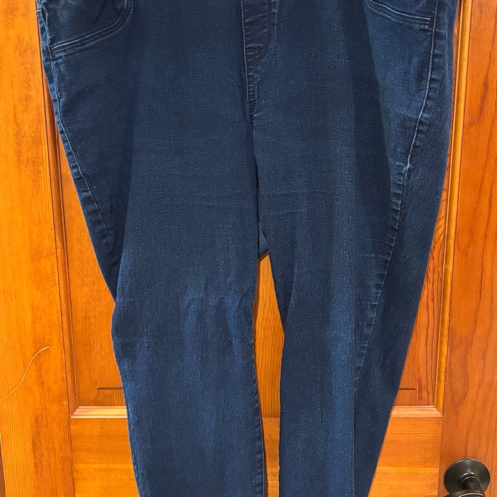 Old Navy Super Skinny Dark Blue Jeans